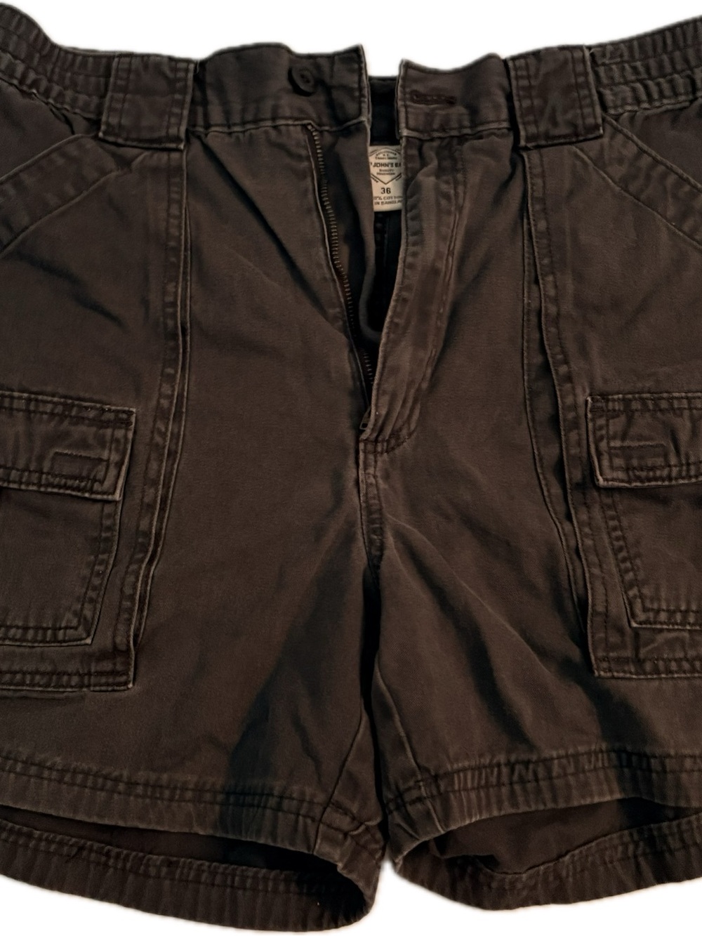 Men's Cargo Shorts in Dark Grey  - Classic Utility Style. Size 36